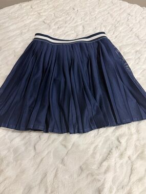 Wilson Navy Pleated Tennis Skirt with Striped Waistband Size L.